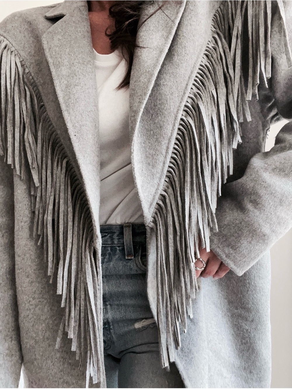 L'ACADEMIE DRAMATIC FRINGE COAT FOR LOVE LEMONS ANINE BING CULT GAIA JACQUEMUS